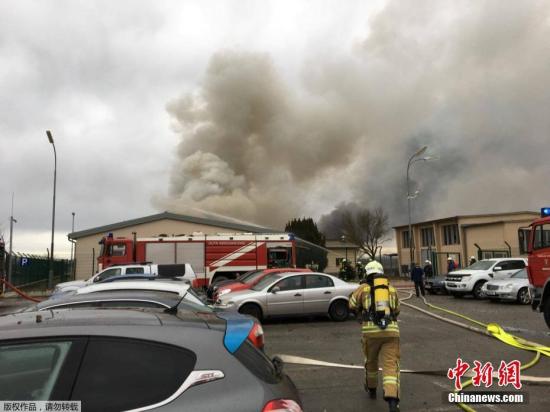 當地時間12月12日,奧地利鮑姆加騰一座大型天然氣站發生爆炸,數人受傷。 當地時間12月12日,奧地利鮑姆加騰一座大型天然氣站發生爆炸,數人受傷。
